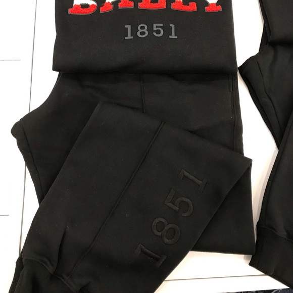 Bally outfit - Picture 3 of 13